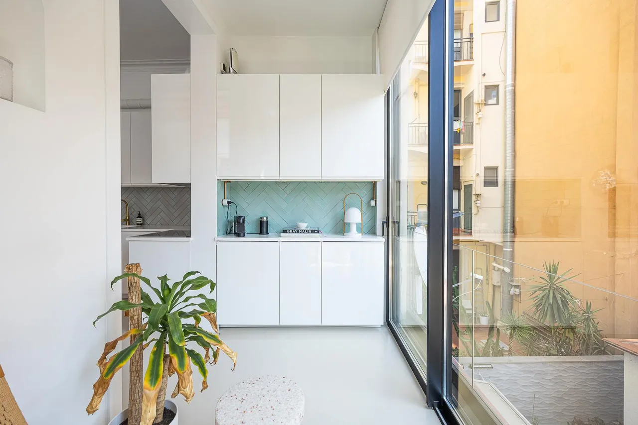 living - Piso de 100m² en venta en Eixample Izquierdo, Barcelona - gallery - 10