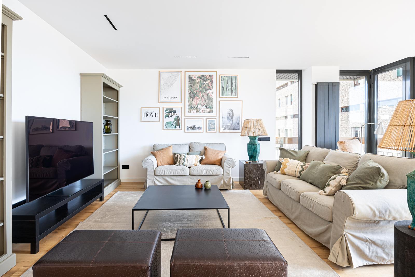 living - Piso de 210m² con 20m² terraza en venta en Turó Park - gallery thumbnail - 2