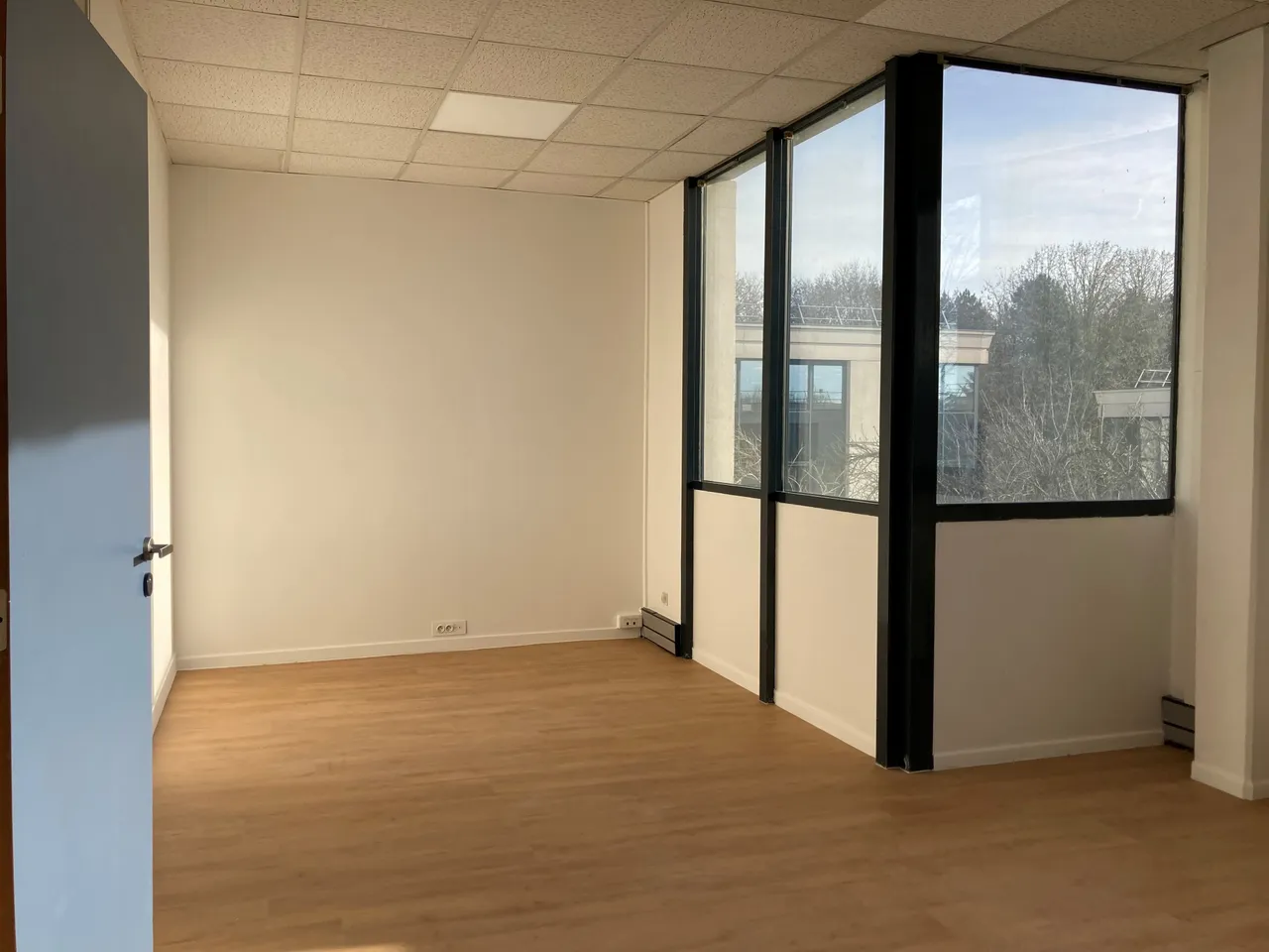 office - Offices For Rent - gallery - 3