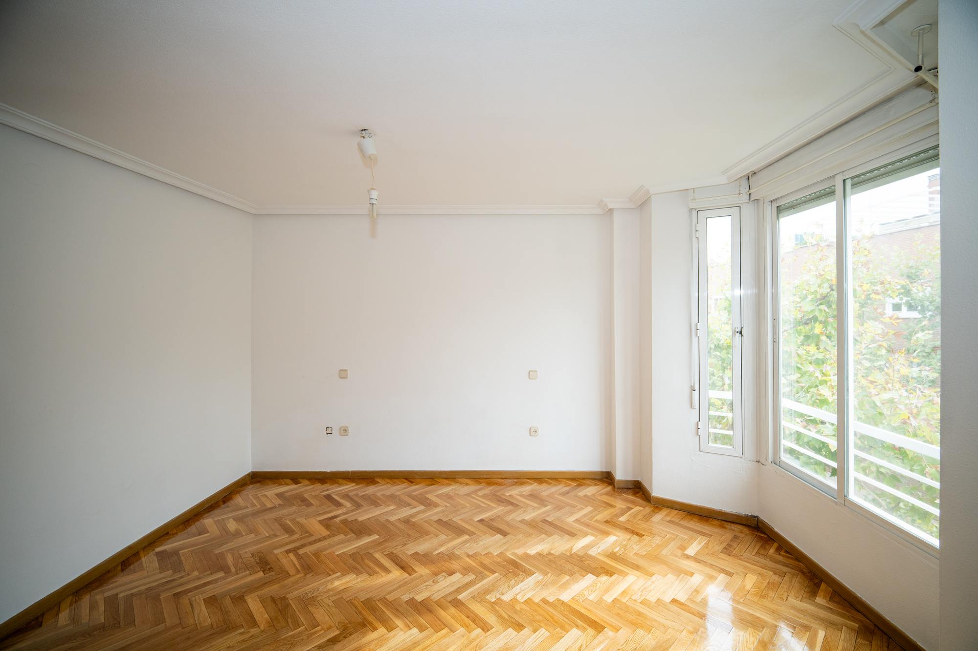 living - Piso de 97m² en alquiler en San Sebastián de los Reyes - gallery thumbnail - 4