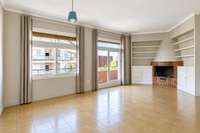 living - Piso de 102m² con 8m² terraza en venta en Eixample Derecho - gallery thumbnail - 1