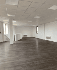 logistics - Activités / Bureaux À Vendre - gallery thumbnail - 4