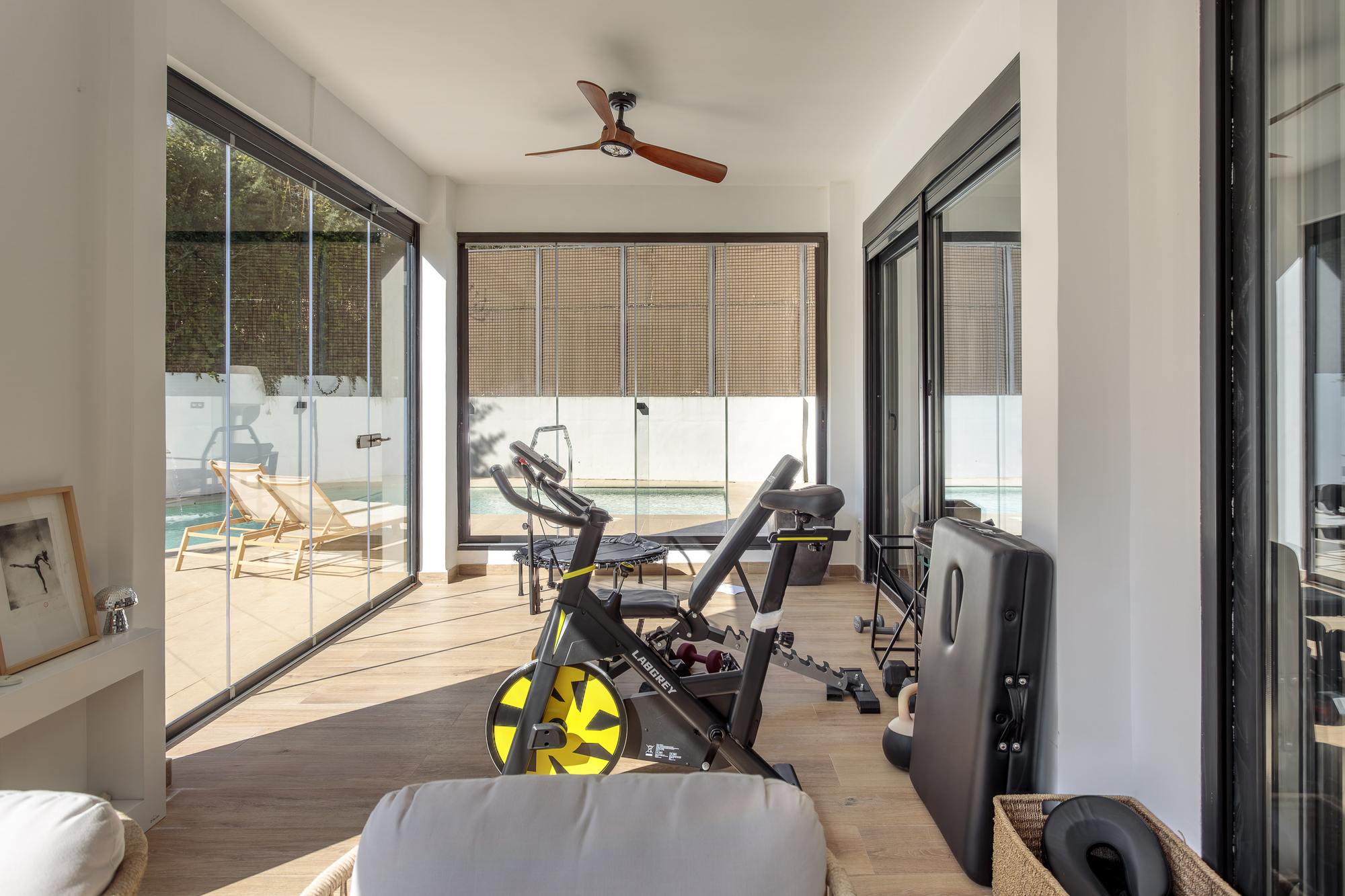 living - Casa / villa de 350m² en alquiler en La Moraleja Urbanización - gallery thumbnail - 6