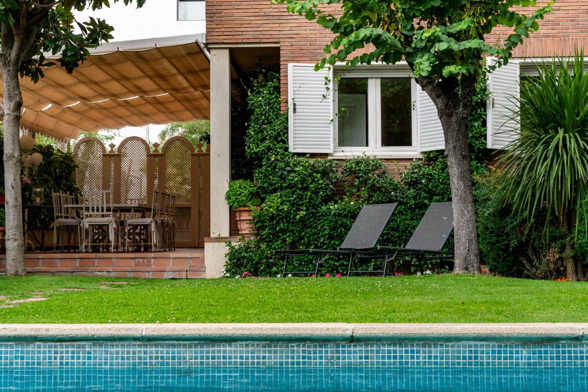 living - 432m² house / villa with 70m² garden for sale in Hispanoamérica - gallery - 9