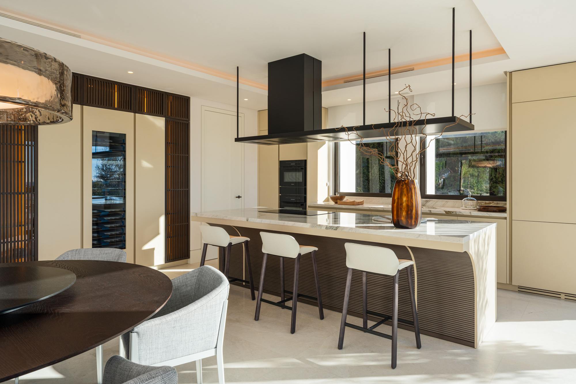 living - 802m² house / villa with 421m² terrace for sale in Golden Mile - gallery thumbnail - 7