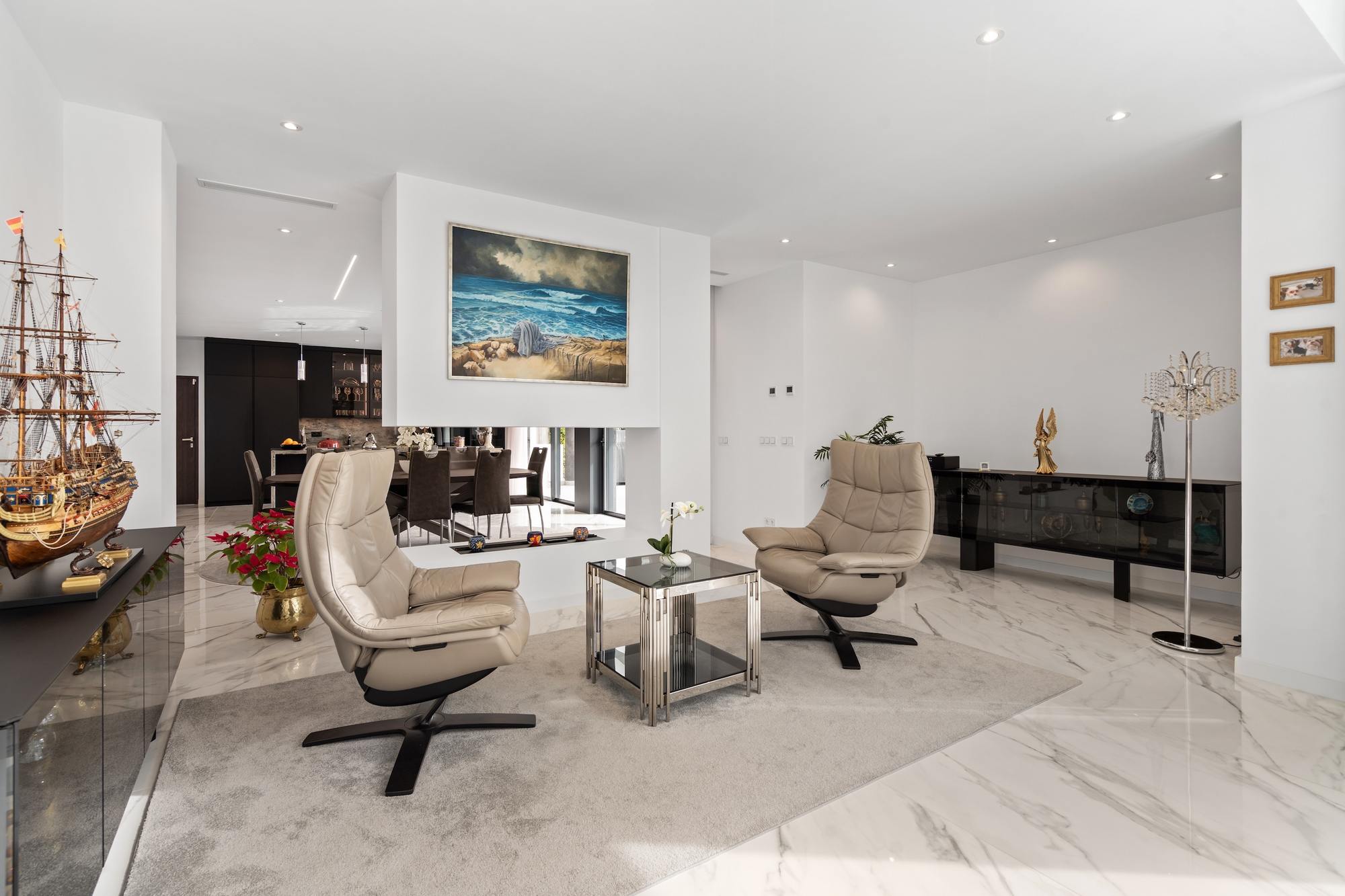 living - 980m² house / villa with 500m² garden for sale in Paraiso - gallery - 9