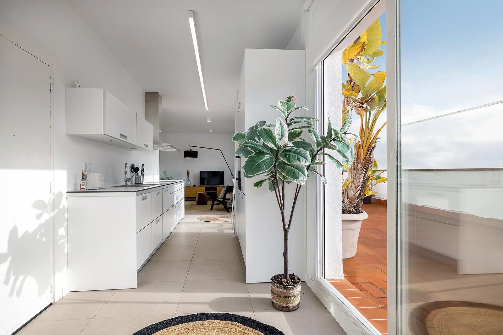 living - Piso de 73m² con 83m² terraza en alquiler en Gràcia - gallery thumbnail - 6