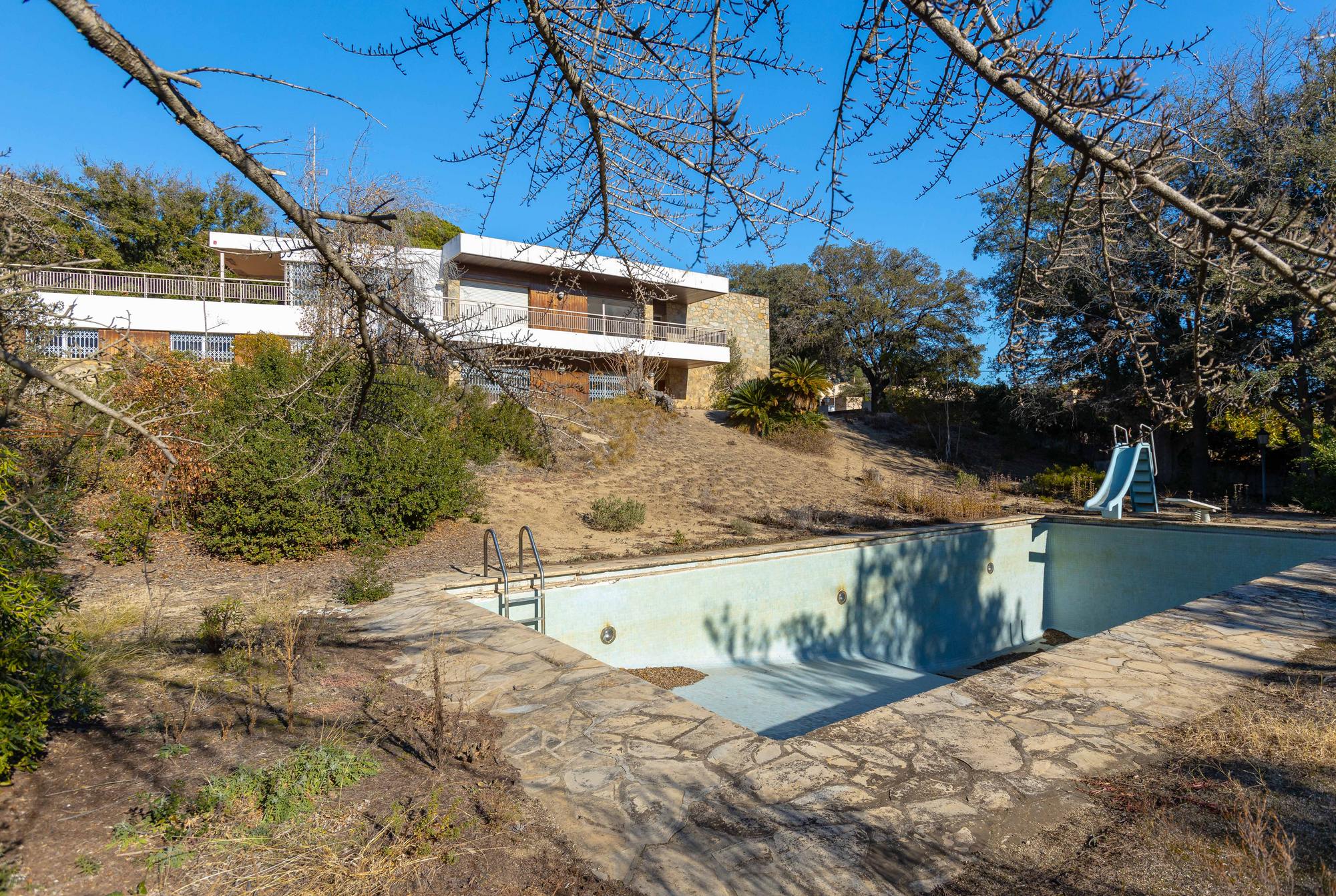 living - Casa / villa de 627m² en venta en Cabrils, Barcelona - gallery thumbnail - 4
