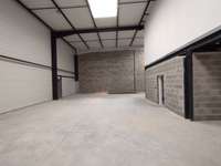 logistics - Light Industrial Premises / Offices For Rent - gallery thumbnail - 4