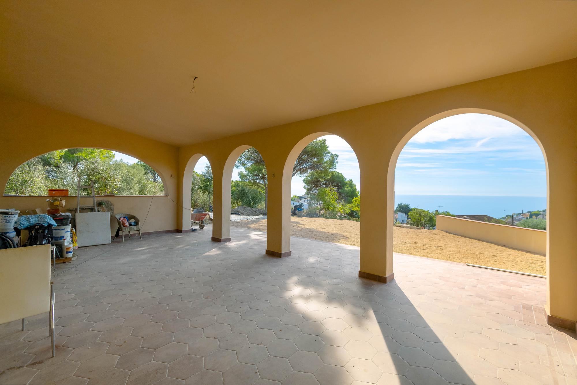 living - Casa / villa de 416m² en venta en Arenys de Mar, Barcelona - gallery - 5