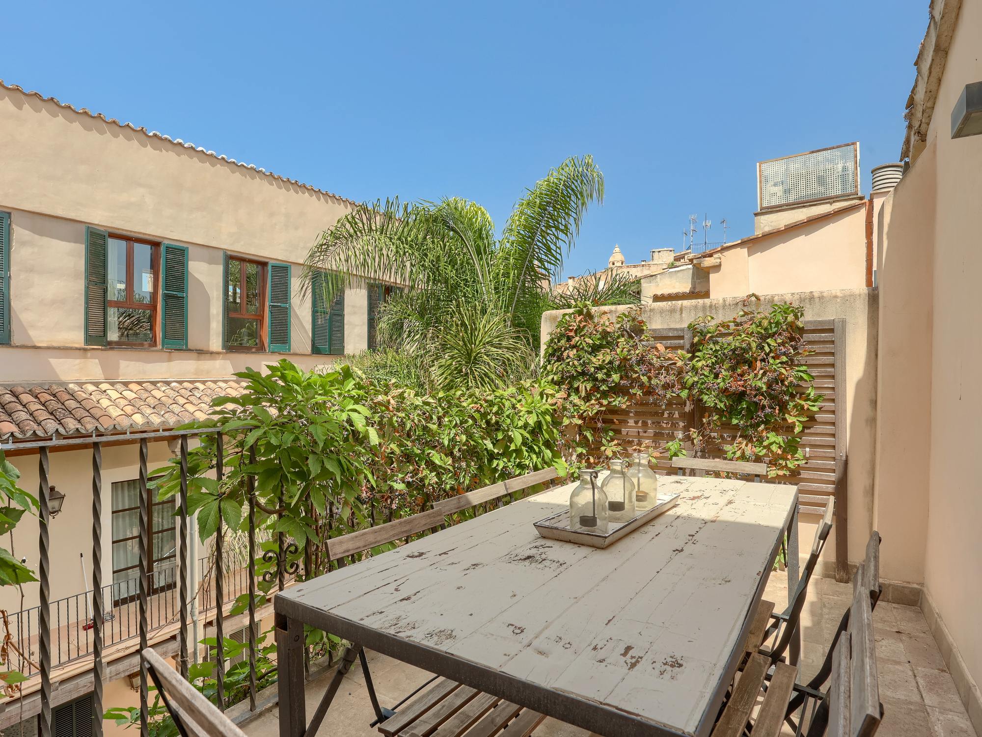 living - Piso de 480m² en venta en Palma de Mallorca, Islas Baleares - gallery thumbnail - 9