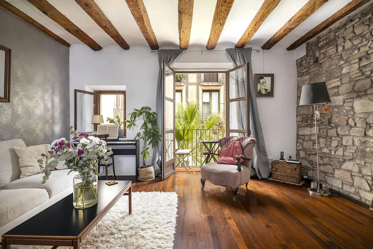 living - 118m² apartment for sale in El Born, Barcelona - gallery - 2
