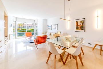 living - 163m² apartment with 53m² terrace for sale in Terramar - featured