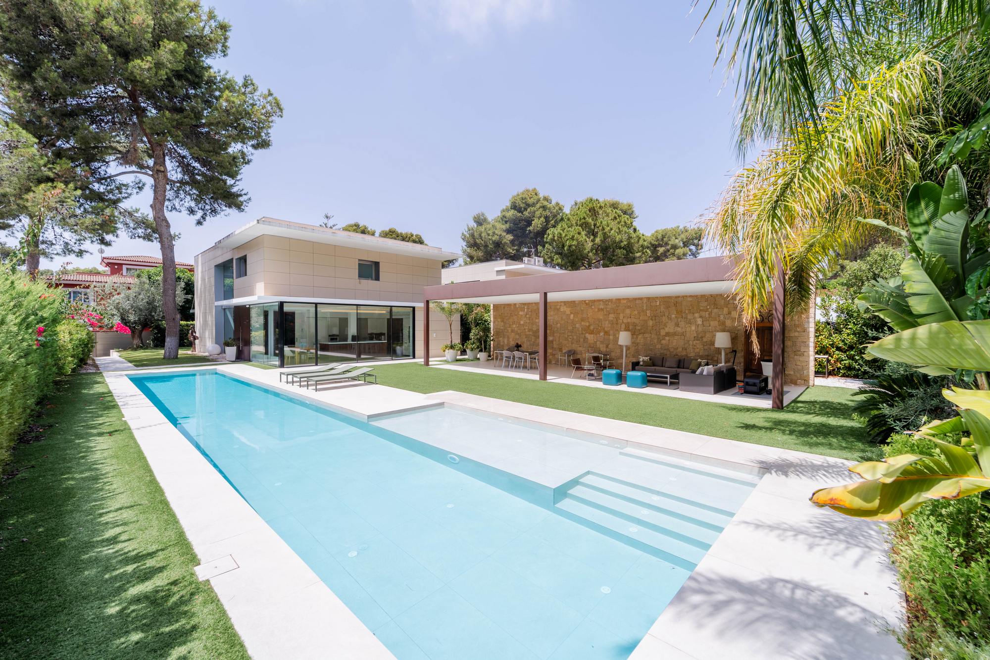 living - 326m² house / villa with 80m² terrace for rent in Godella / Rocafort - gallery thumbnail - 8