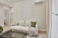 living - Piso de 146m² en venta en Sol, Madrid - gallery thumbnail - 8