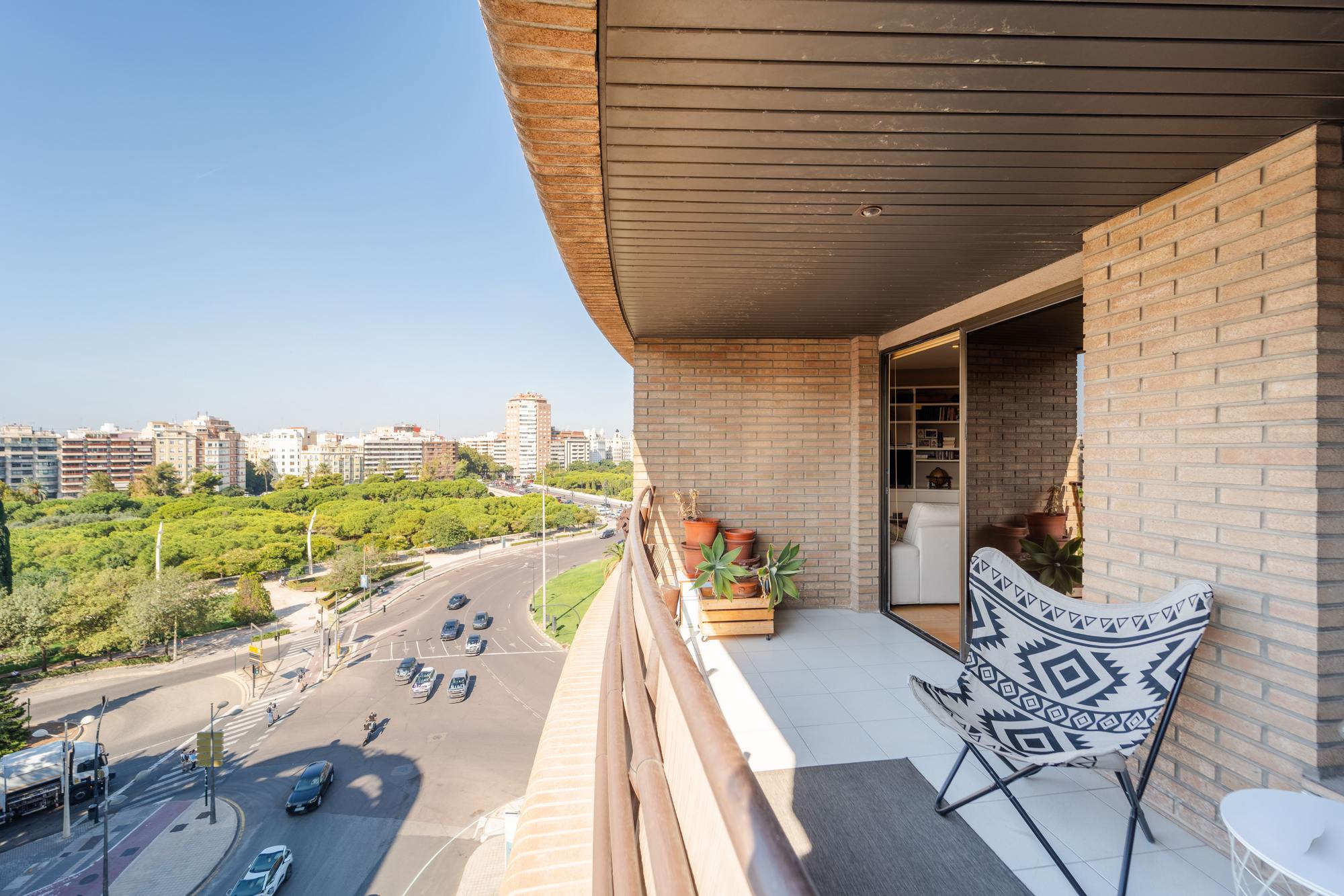 living - Piso de 206m² con 24m² terraza en alquiler en El Pla del Real - gallery thumbnail - 10