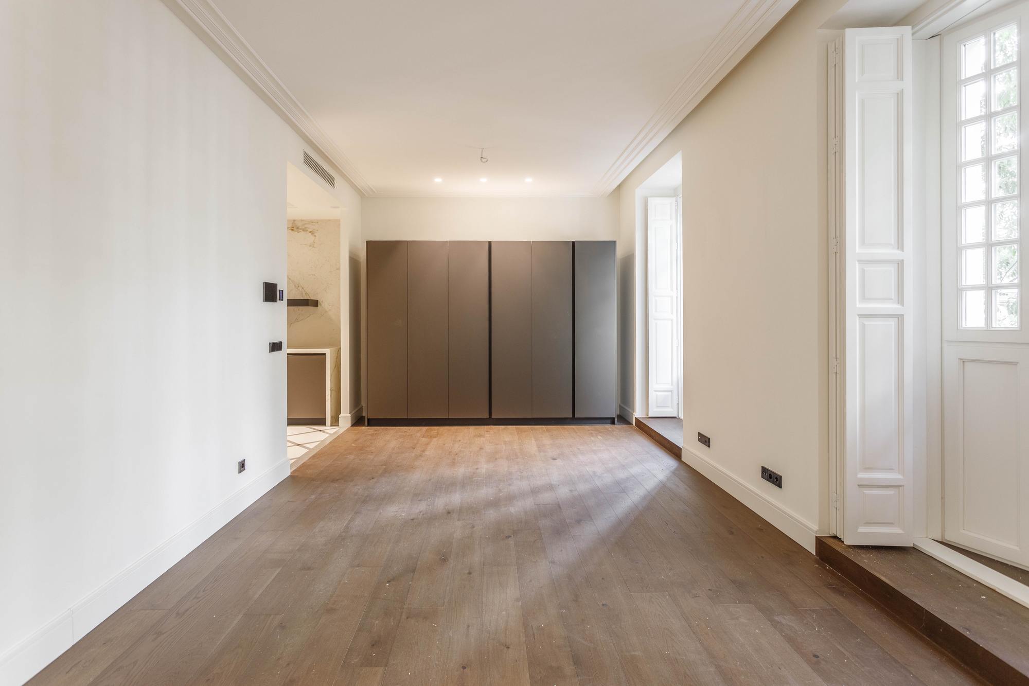 living - 193m² apartment for rent in Lista, Madrid - gallery thumbnail - 4
