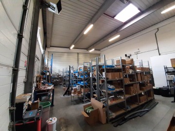 logistics - Activités / Bureaux À Louer - featured