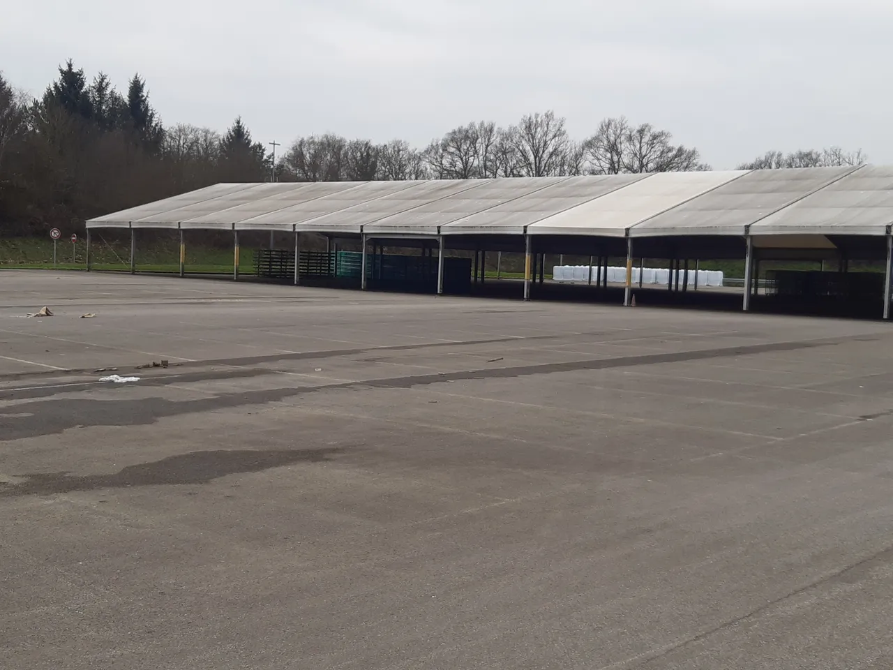 logistics - Logistics Warehouse For Rent - gallery - 3