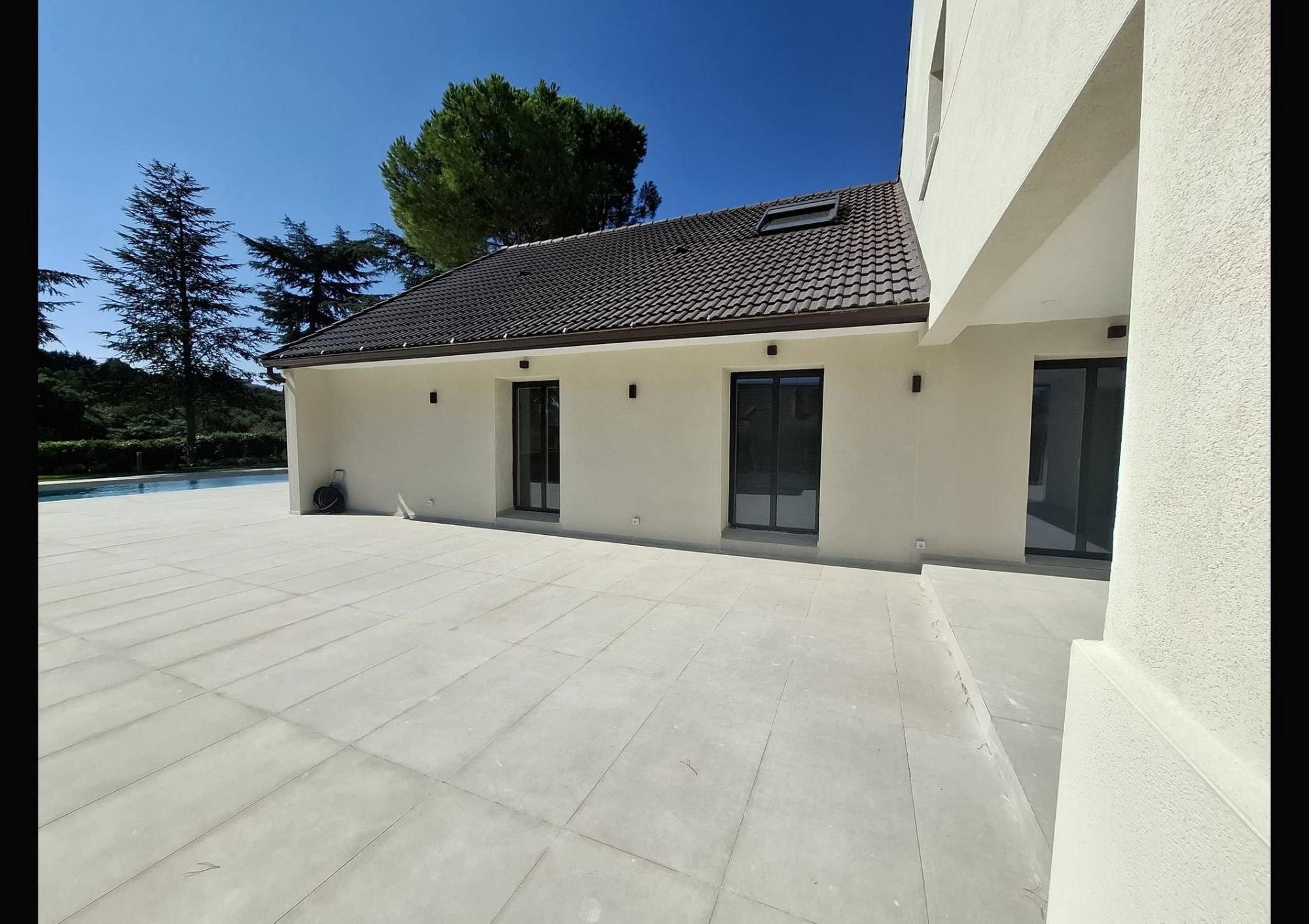 living - 518m² house / villa for sale in Ciudalcampo, Madrid - gallery thumbnail - 1