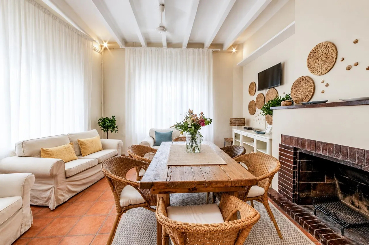 living - 153m² house / villa for sale in Sitges Town, Barcelona - gallery - 6