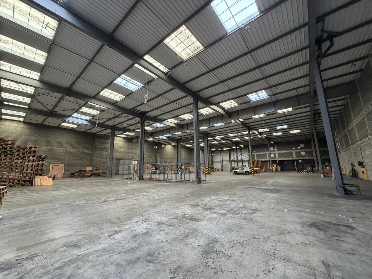 logistics - Entrepôt Logistique À Louer - gallery - 2