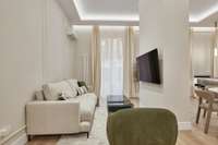 living - Piso de 146m² en venta en Sol, Madrid - gallery thumbnail - 4