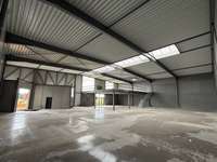 logistics - Activités / Bureaux À Louer - gallery thumbnail - 1