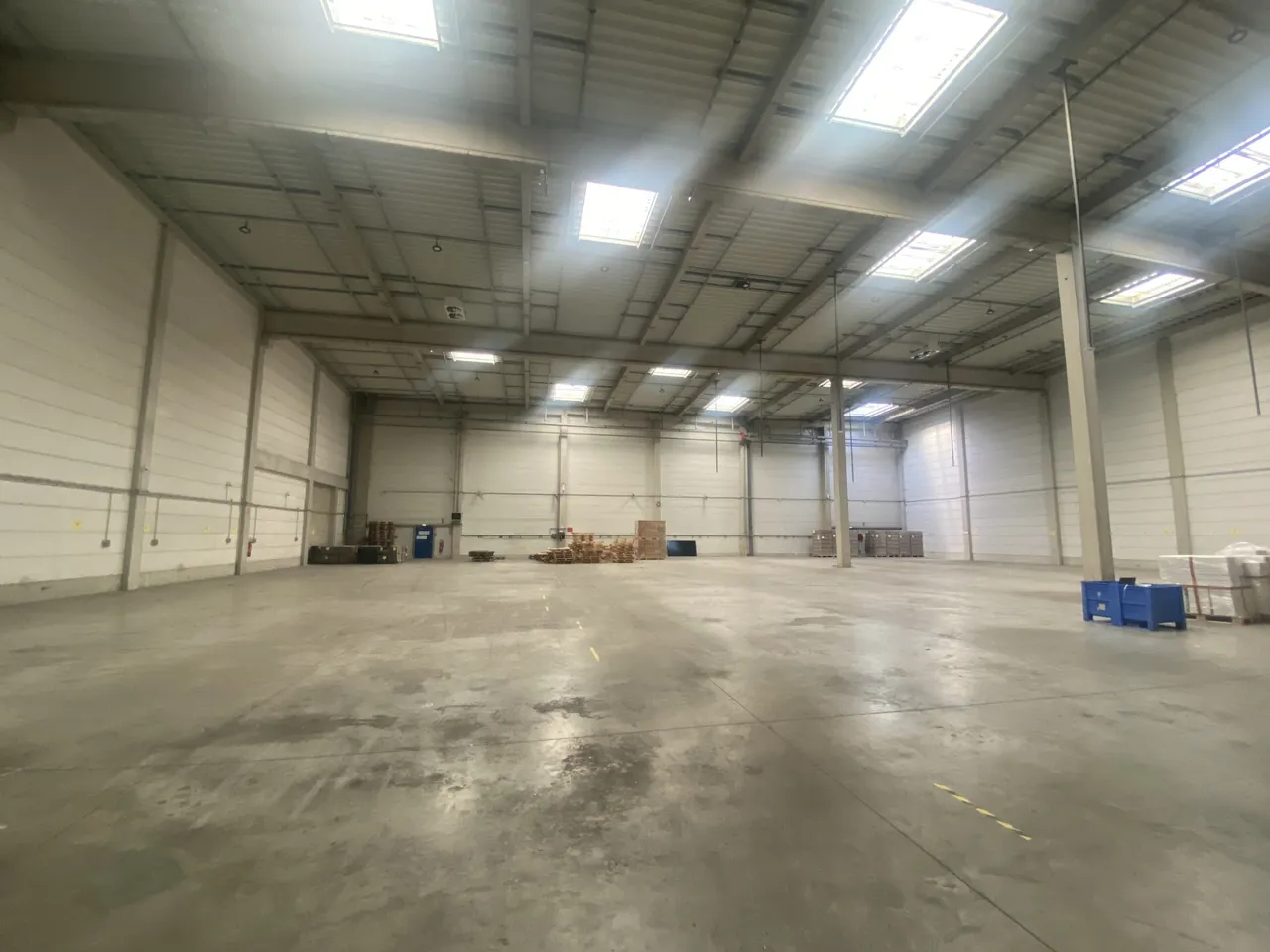logistics - Warehouse / Offices For Sale - gallery - 6