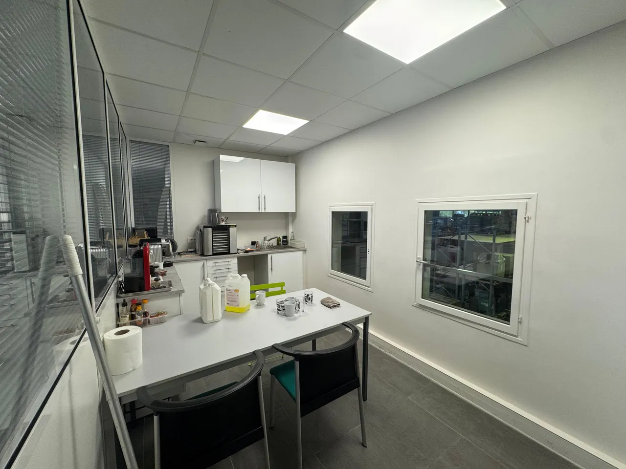 logistics - Activités / Bureaux À Vendre - gallery - 6