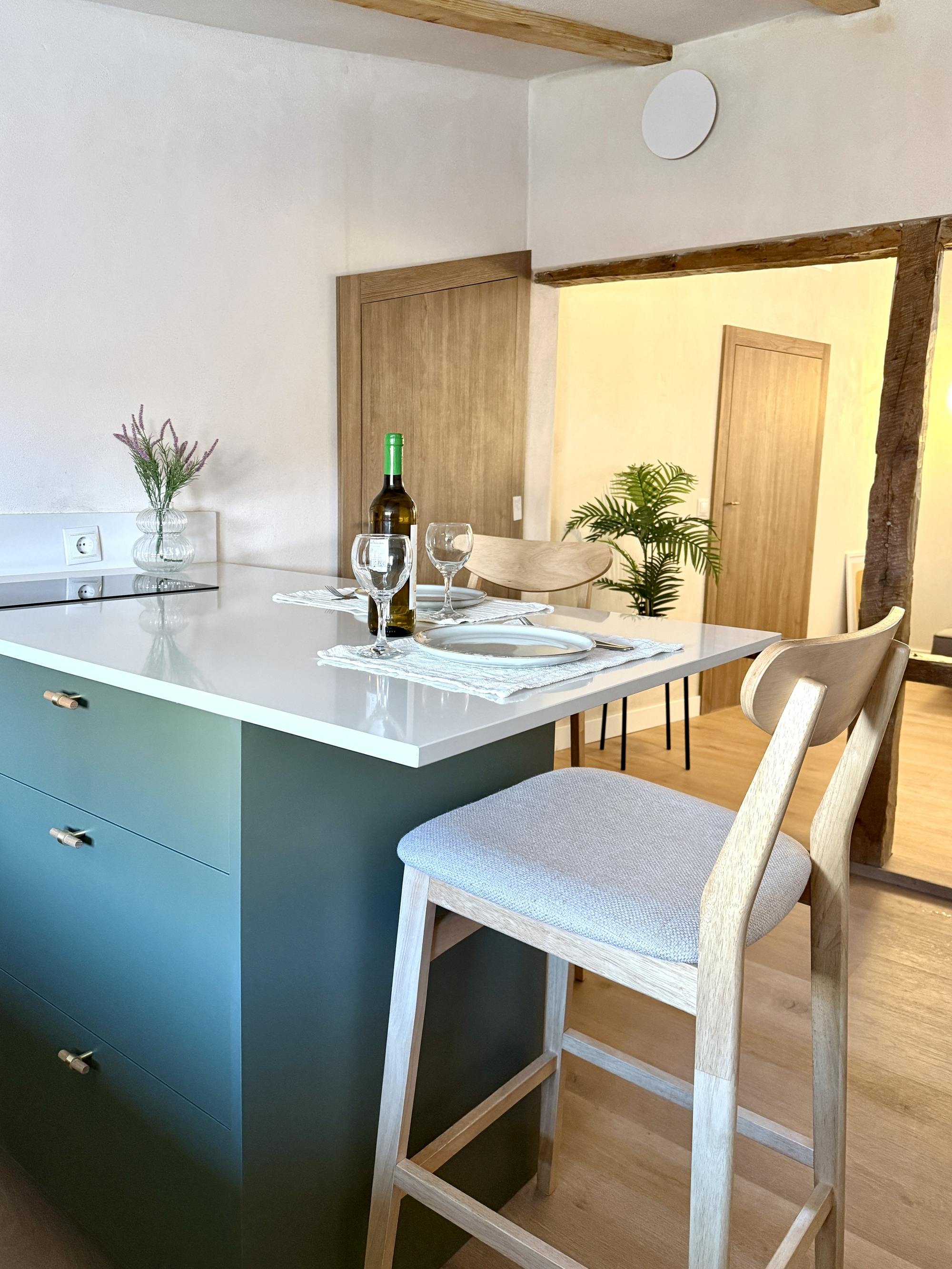 living - Piso de 64m² en venta en Cortes / Huertas, Madrid - gallery thumbnail - 6