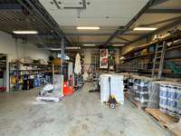 logistics - Activités / Bureaux À Louer - À Vendre - gallery thumbnail - 2