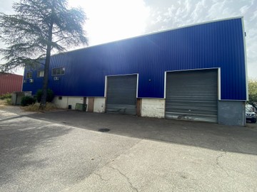 logistics - Local d’activités À Louer - featured