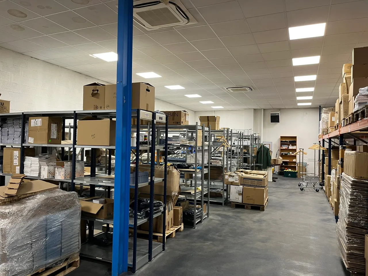 logistics - Activity Facility For Rent - gallery - 2
