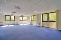 office - Bureaux À Louer - gallery thumbnail - 8