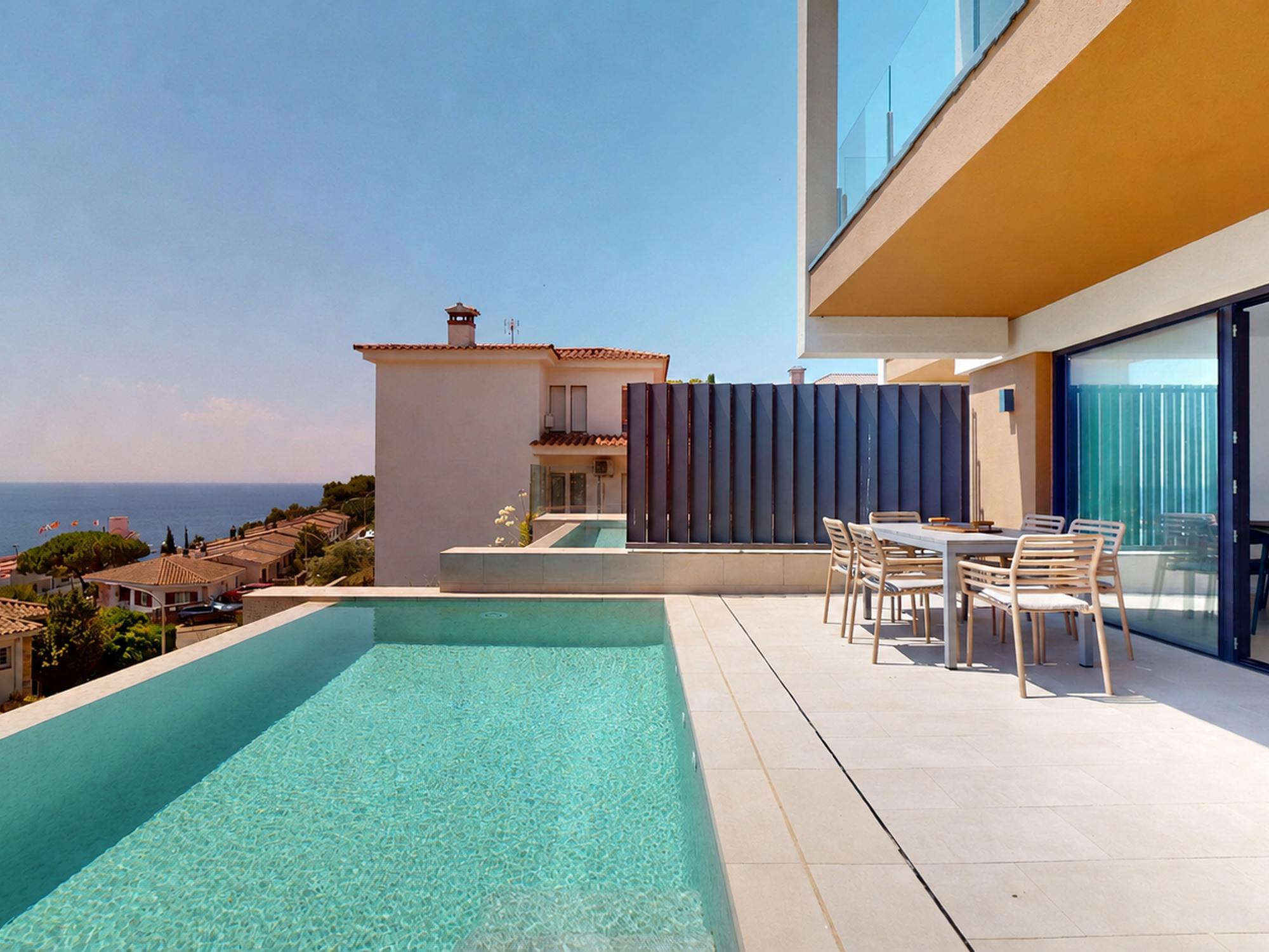 living - 181m² house / villa for sale in Tossa de Mar, Costa Brava - gallery thumbnail - 3
