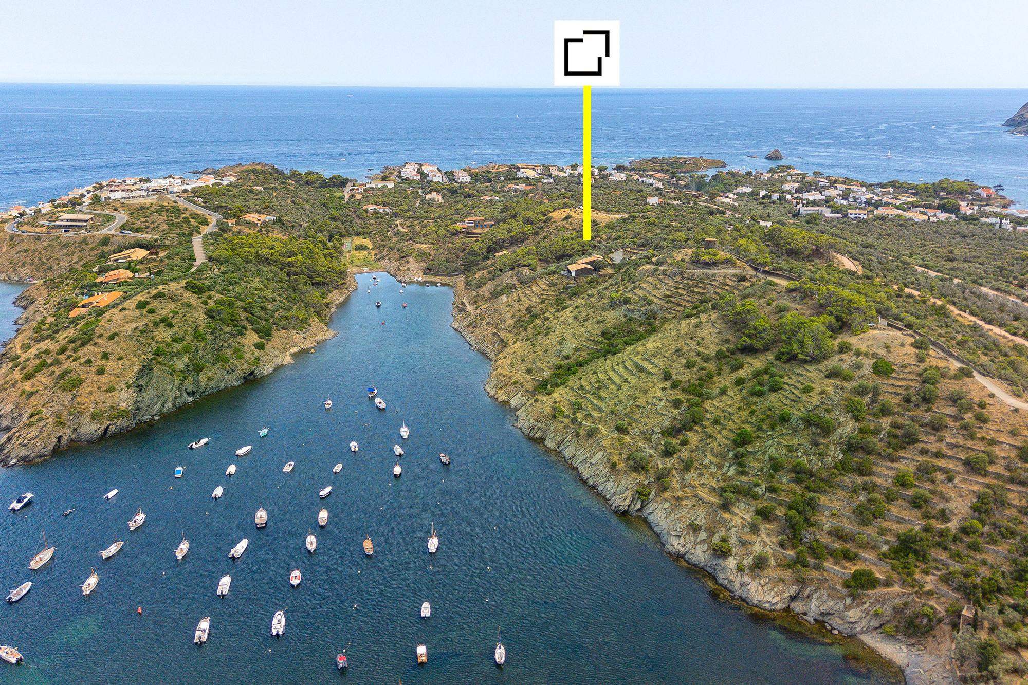 living - Casa / villa de 714m² en venta en Cadaqués, Costa Brava - gallery thumbnail - 3