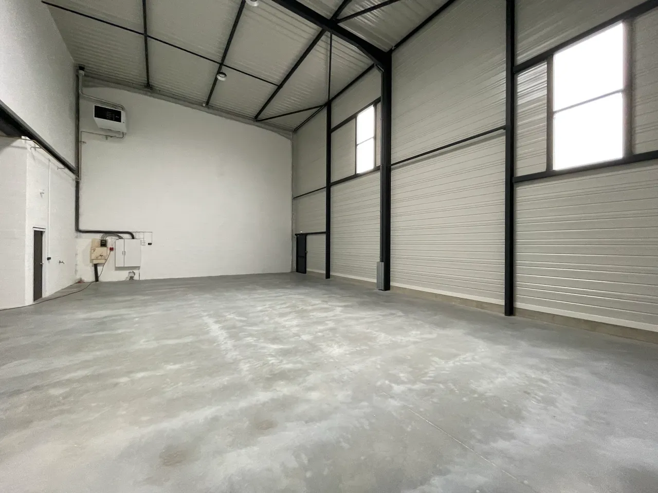 logistics - Activity Facility For Rent - gallery - 6