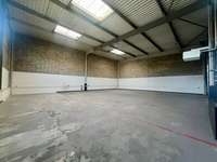 logistics - Light Industrial Premises / Offices For Rent - gallery thumbnail - 4