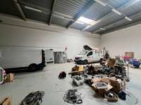 logistics - Activités / Bureaux À Louer - gallery thumbnail - 4