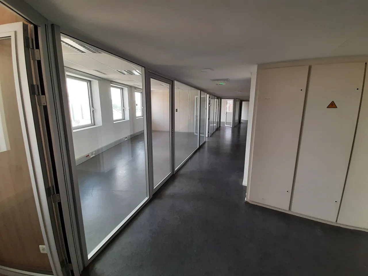 office - Offices For Rent - gallery - 4