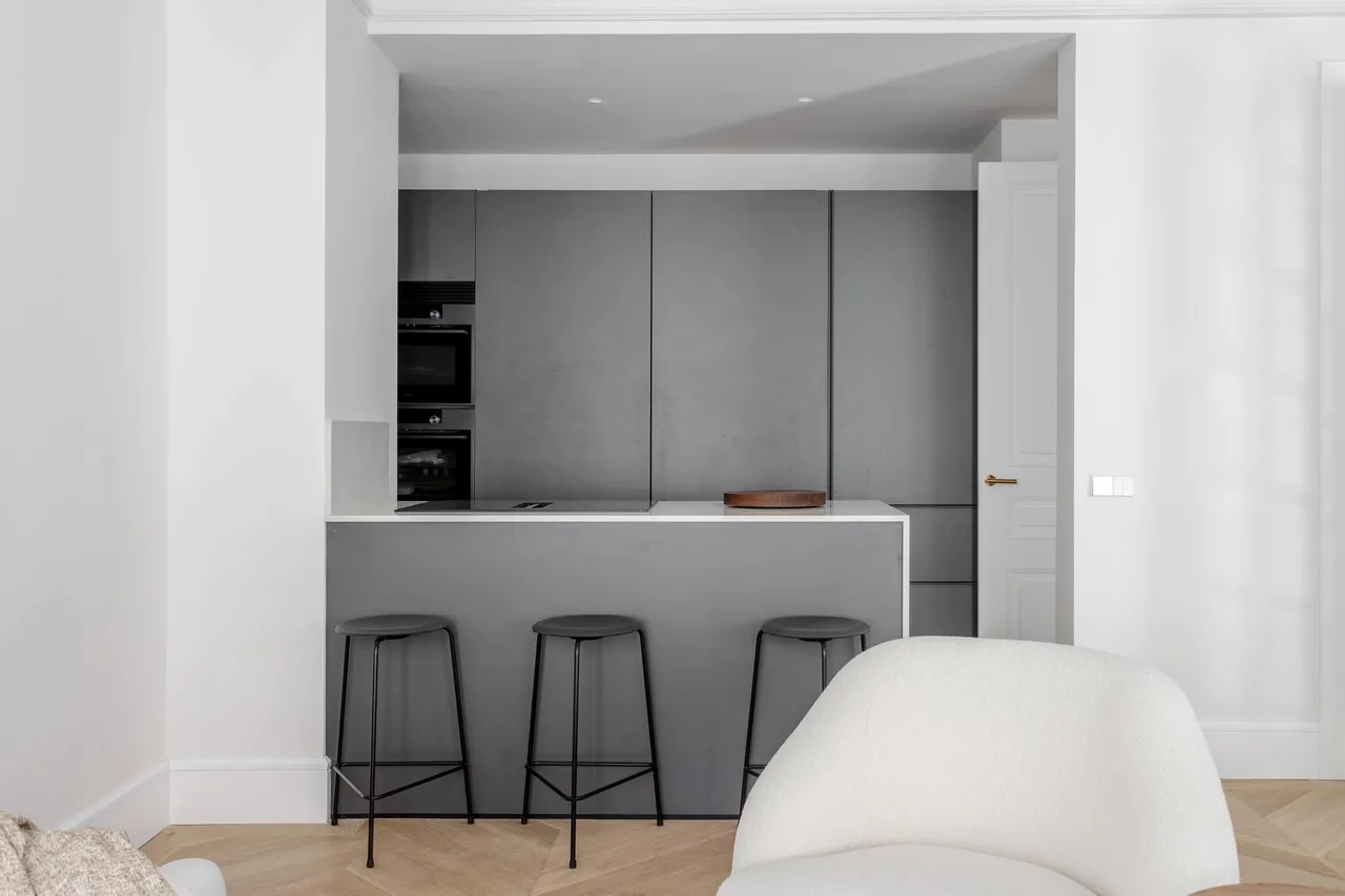 living - Piso de 234m² en venta en Almagro, Madrid - gallery - 10