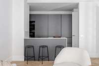 living - Piso de 234m² en venta en Almagro, Madrid - gallery thumbnail - 10