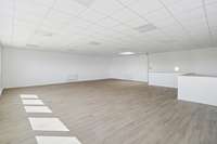 logistics - Light Industrial Premises / Offices For Rent - gallery thumbnail - 6