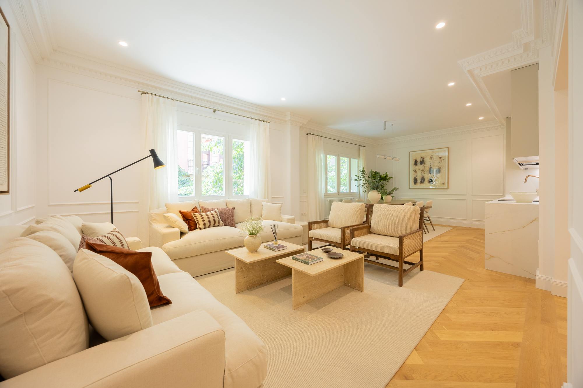 living - Piso de 161m² en venta en Castellana, Madrid - gallery thumbnail - 4