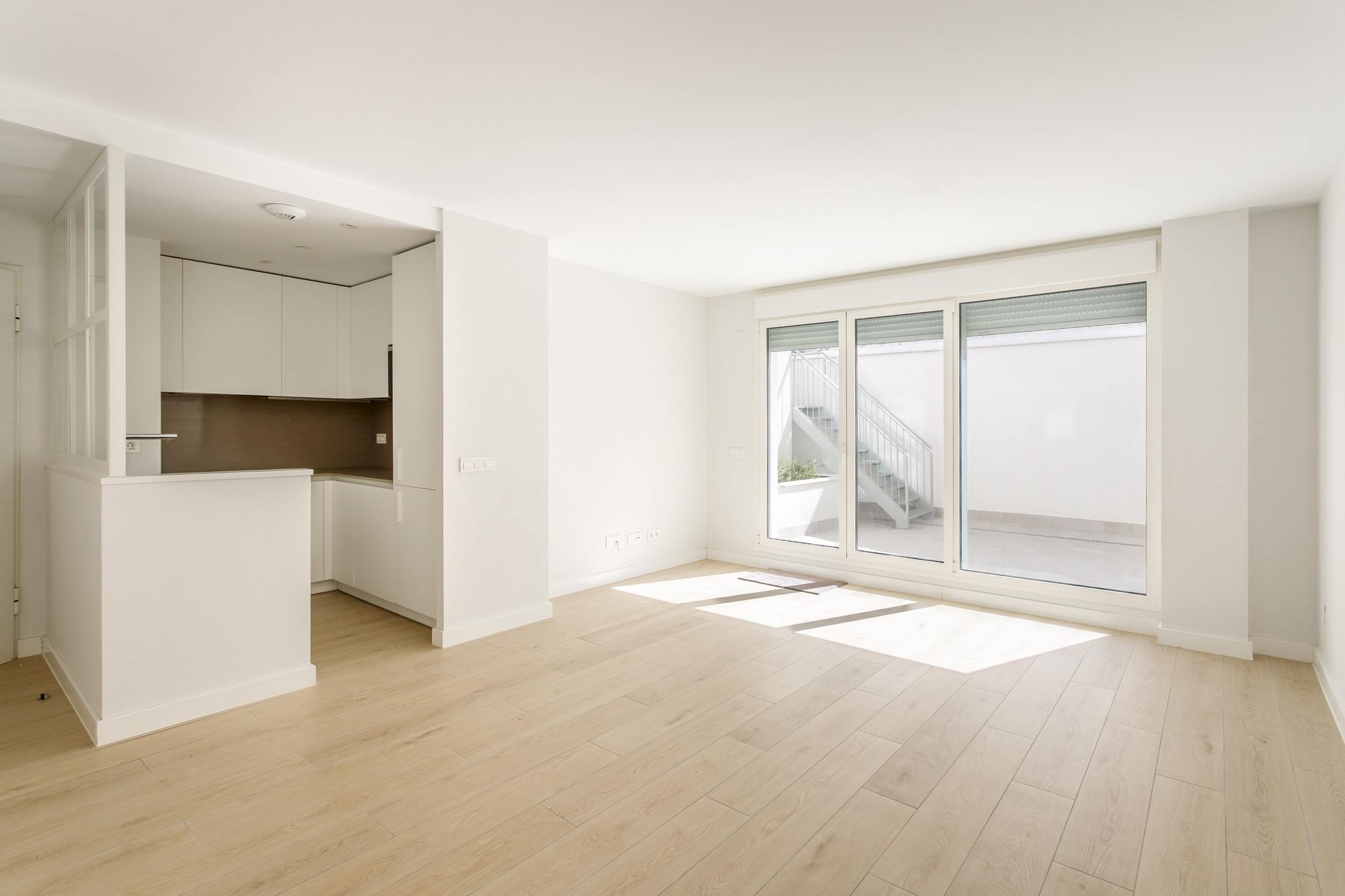 living - Piso de 105m² con 35m² terraza en alquiler en Pacífico - gallery thumbnail - 3