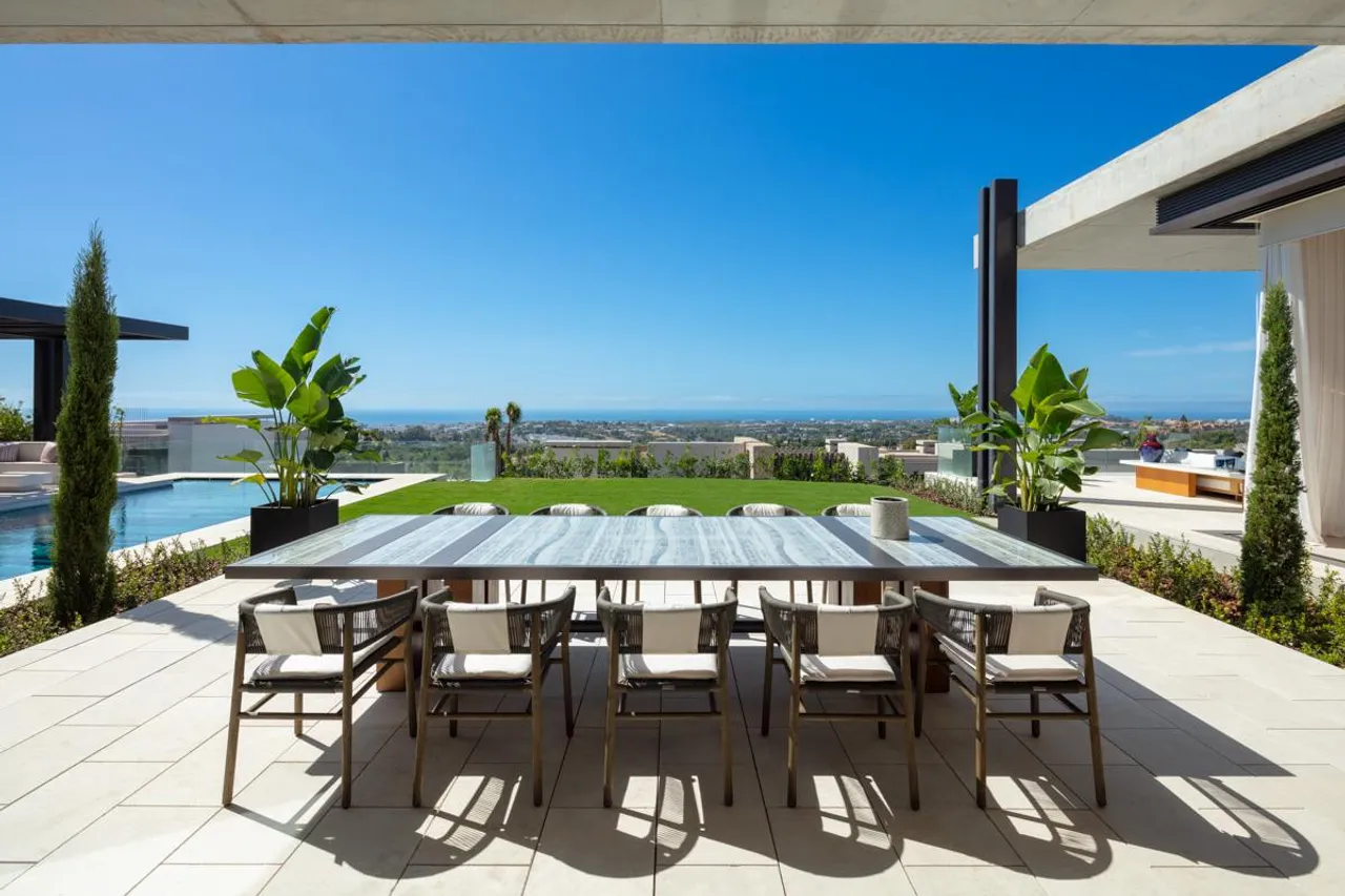 living - Casa / villa de 851m² con 293m² terraza en venta en Quinta - gallery - 7