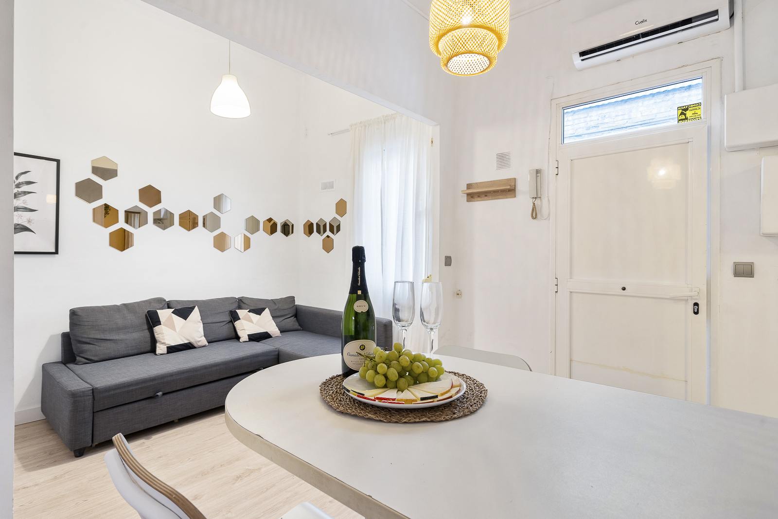 living - Piso de 38m² con 10m² terraza en venta en Poblenou - gallery - 4