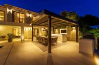 living - Casa / villa de 734m² con 492m² terraza en venta en Milla de Oro - gallery thumbnail - 9