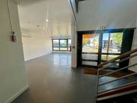 logistics - Activités / Bureaux À Louer - gallery thumbnail - 3